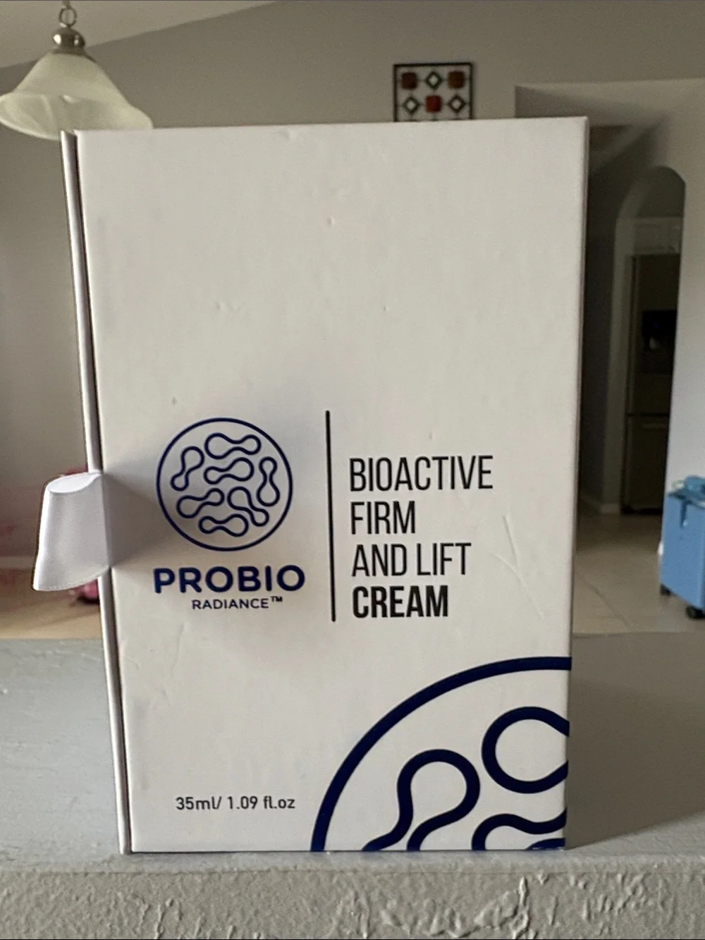 PROBIOTIC RADIANCE Bioactive Firm and Lift Cream — White
